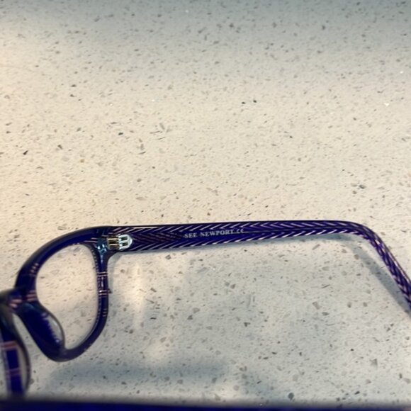 See Newport glasses frames - Picture 8 of 11